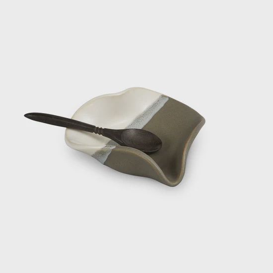 Hilborn Heart Dish Grey/White