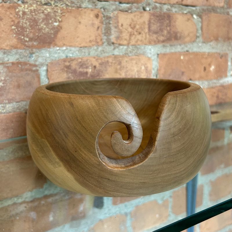 OTE Yarn Bowl Natural Cherry