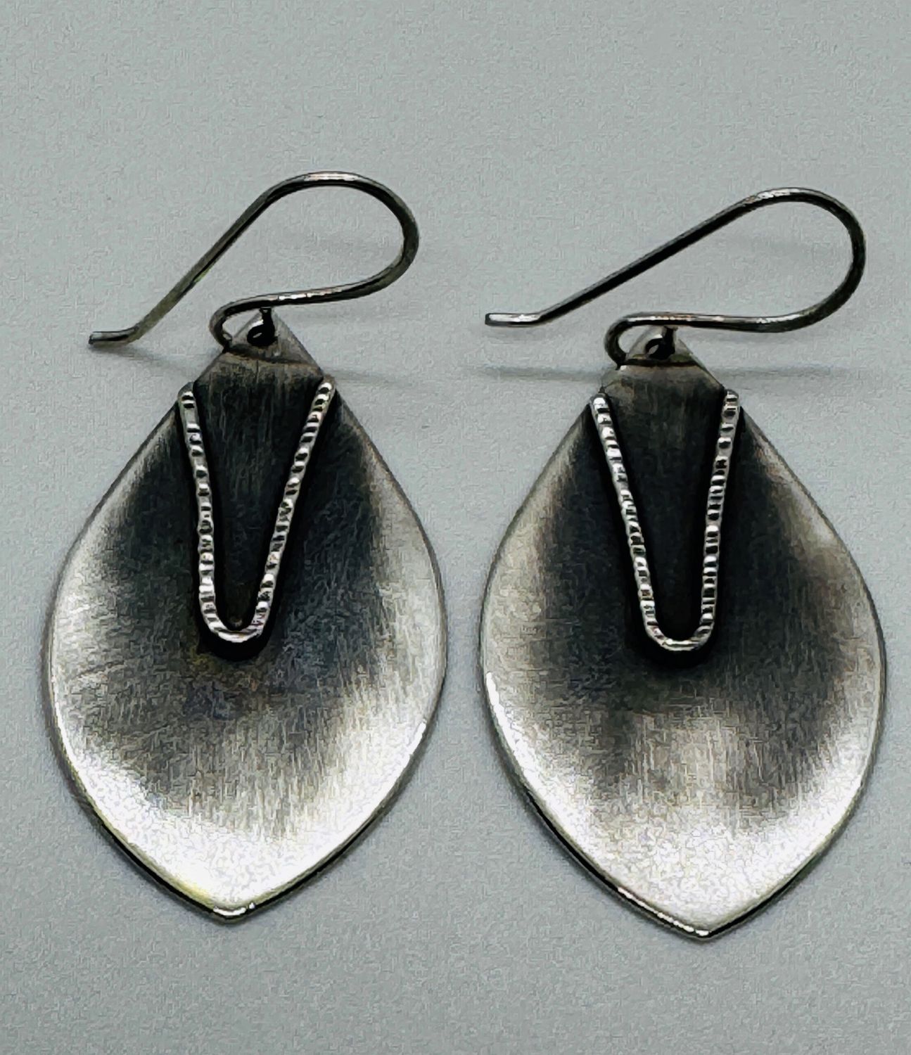 O&#39;Brien Earrings Large Teardrop w/Hammered Wire
