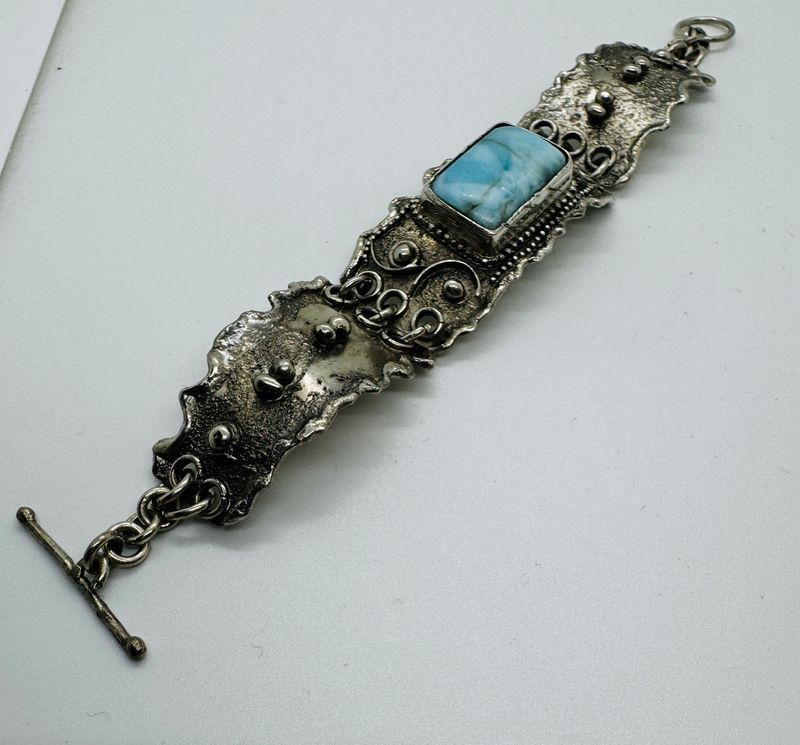 Stendardo Bracelet Larimar