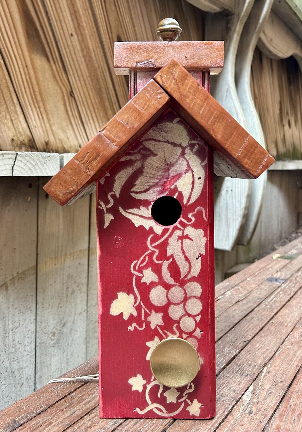 Rivers Birdhouse Maroon Grape Stencil