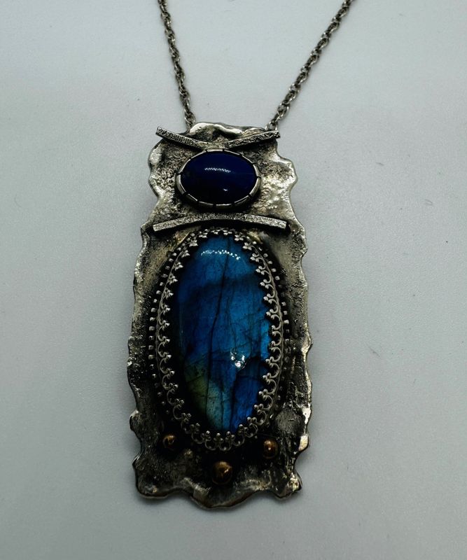 Stendardo Necklace Lapis and Labradorite