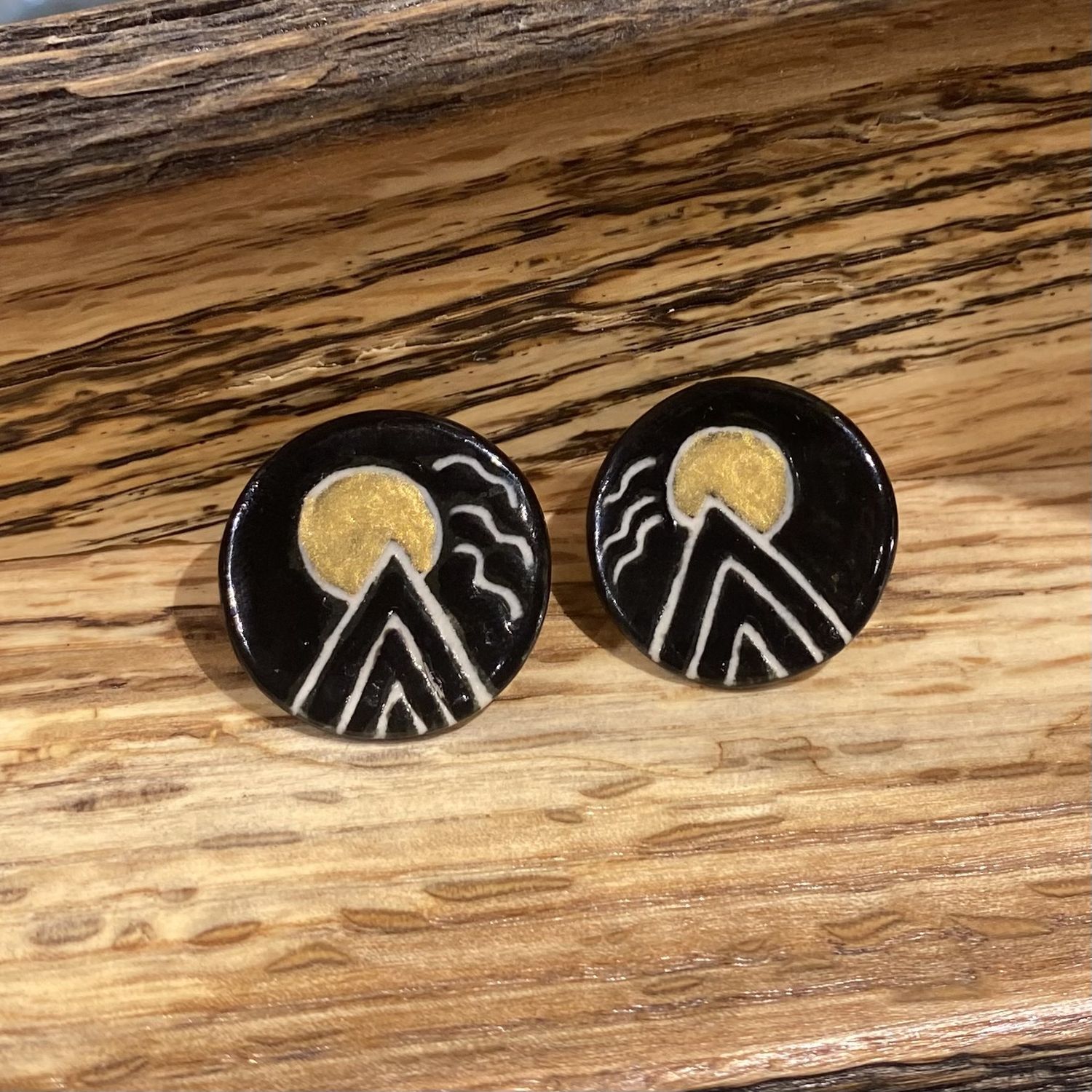 JUEKOFF EAR Ceramic black/gold Mountain