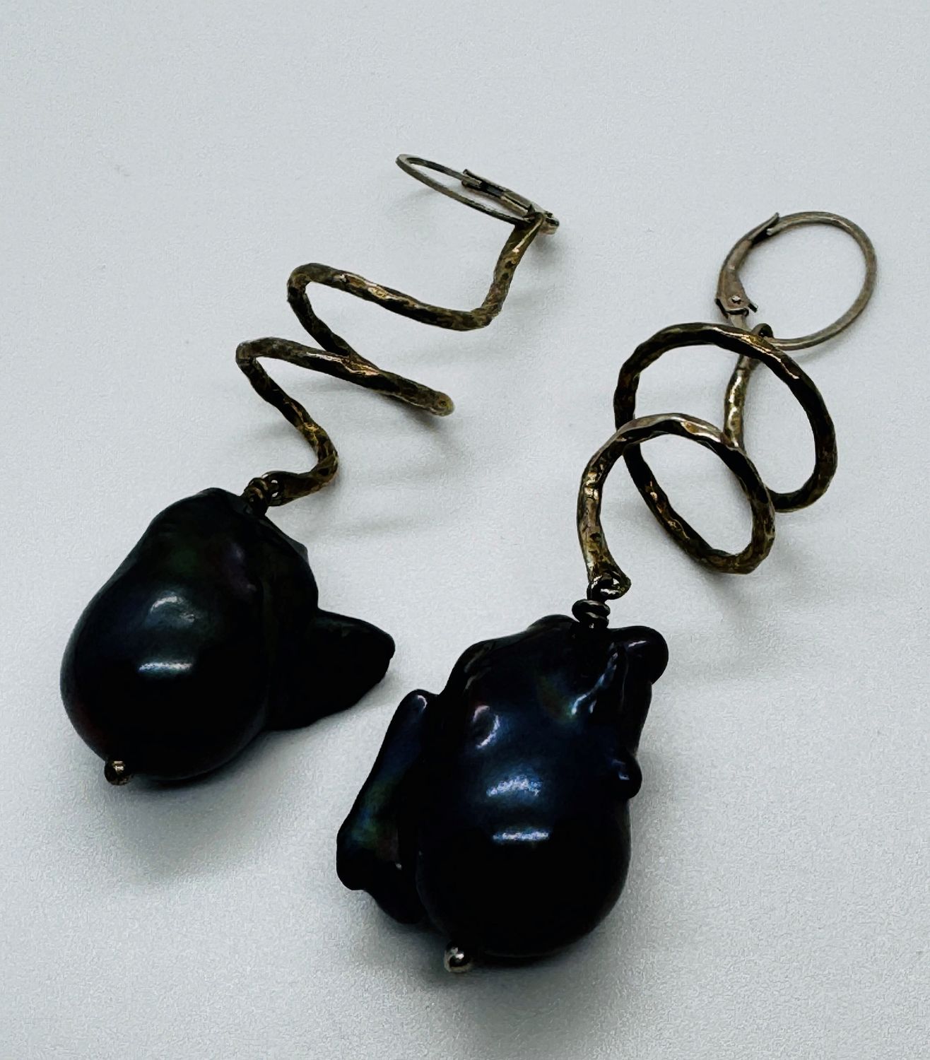Tessler Earrings Corkscrew with Baroque Pearls