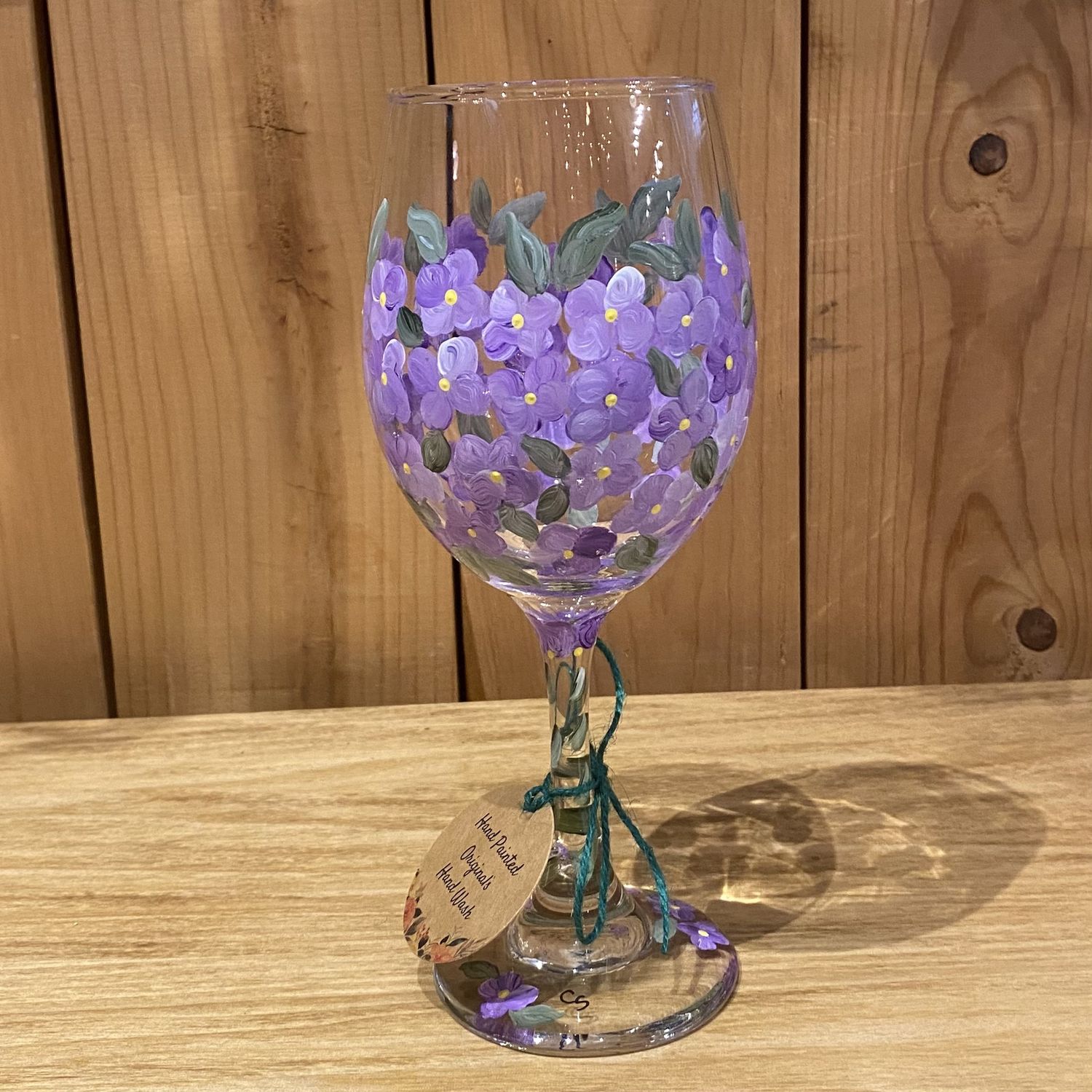 Snyder Hand Painted 20 oz Wine Glass Violets