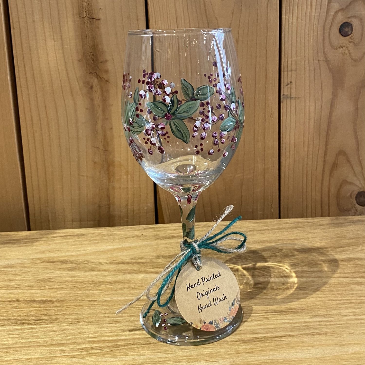 Snyder Hand Painted Wine Glass Holly Jolly Berry Green/Cranberry