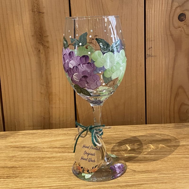 Snyder Hand Painted Wine Glass Circle of Grapes Green/Purple