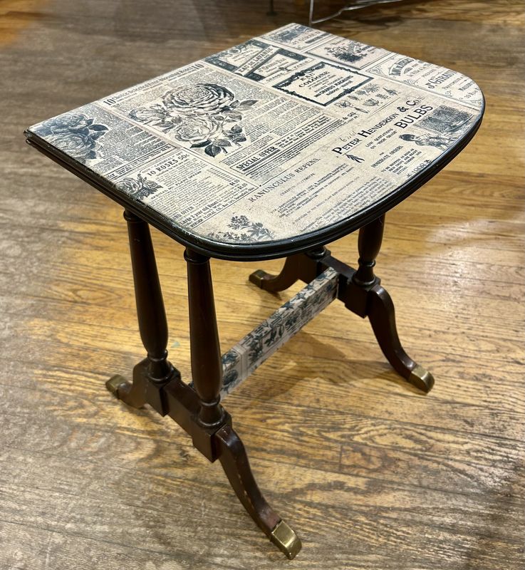 DiFrancisco Table Small Half Circle Daily News