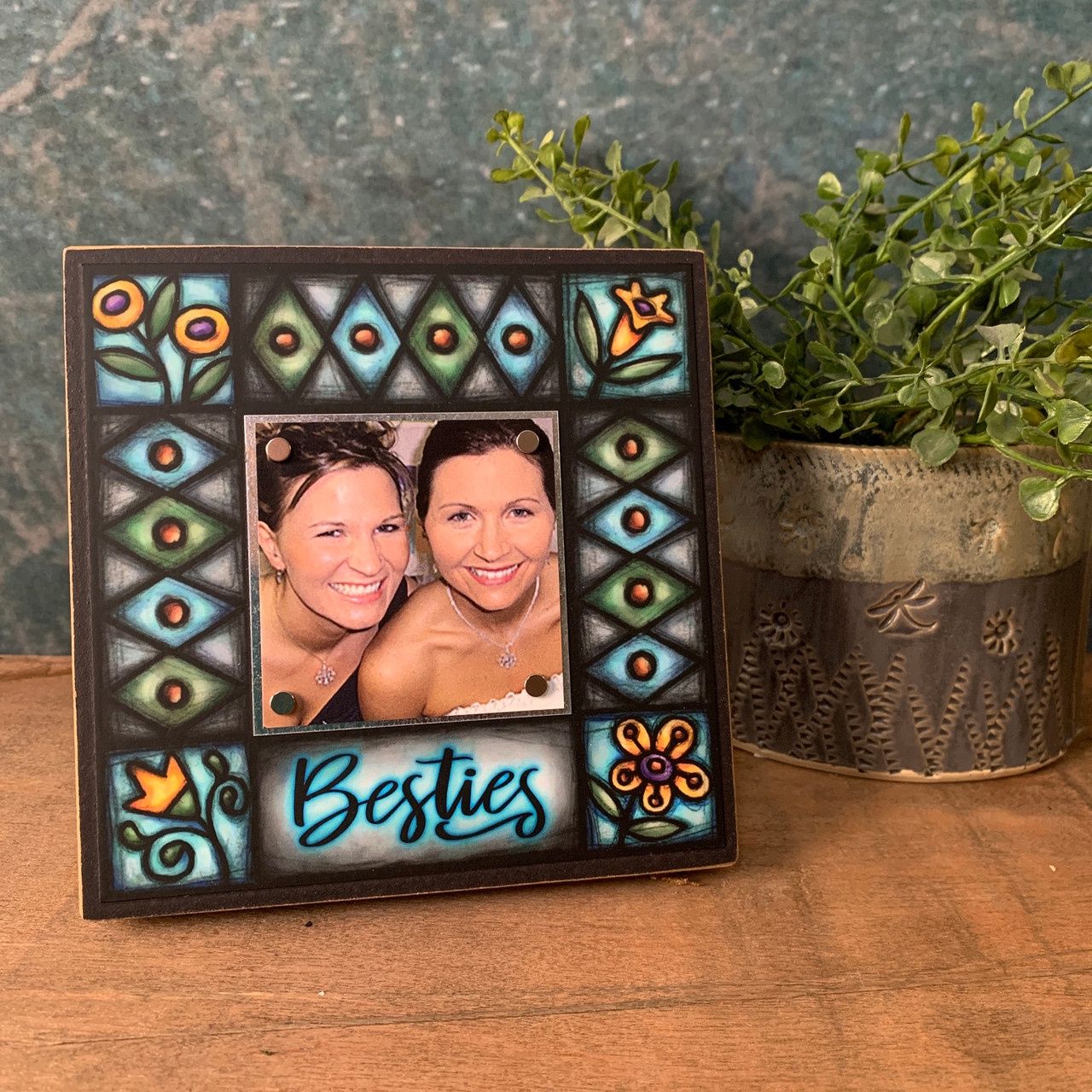 Macone Photo Frame Besties
