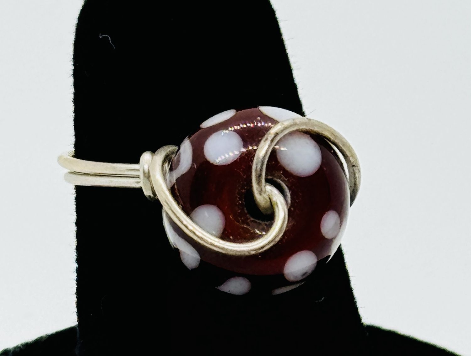 Coller Ring Red with White Dots