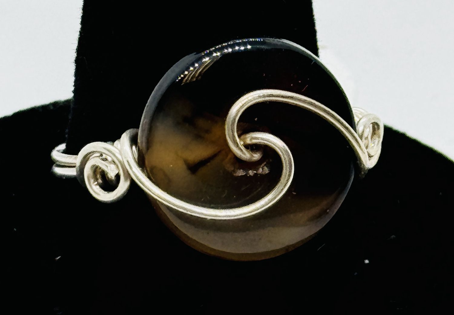 Coller Ring Brown/Tan Button Bead