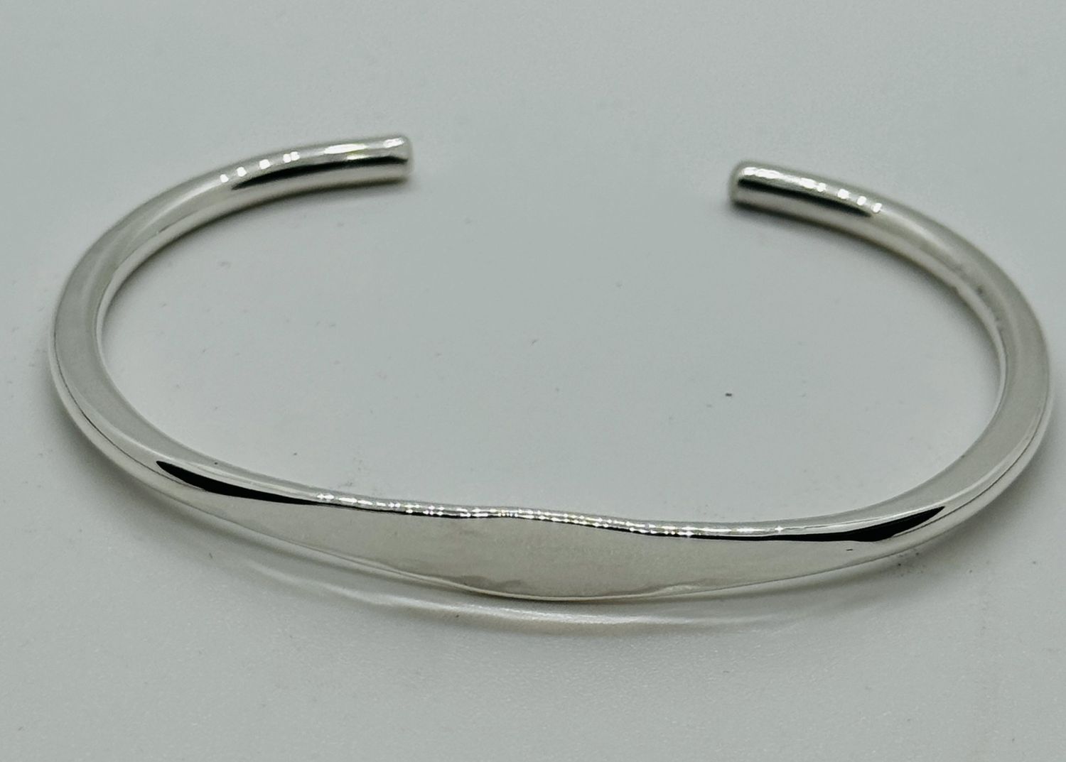 Gray Bracelet Silver Hammered Center