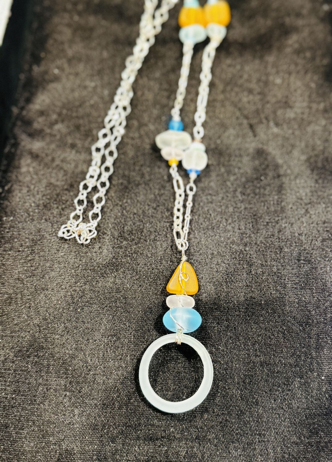 Coller Necklace Silver and Beach Glass W/Circle