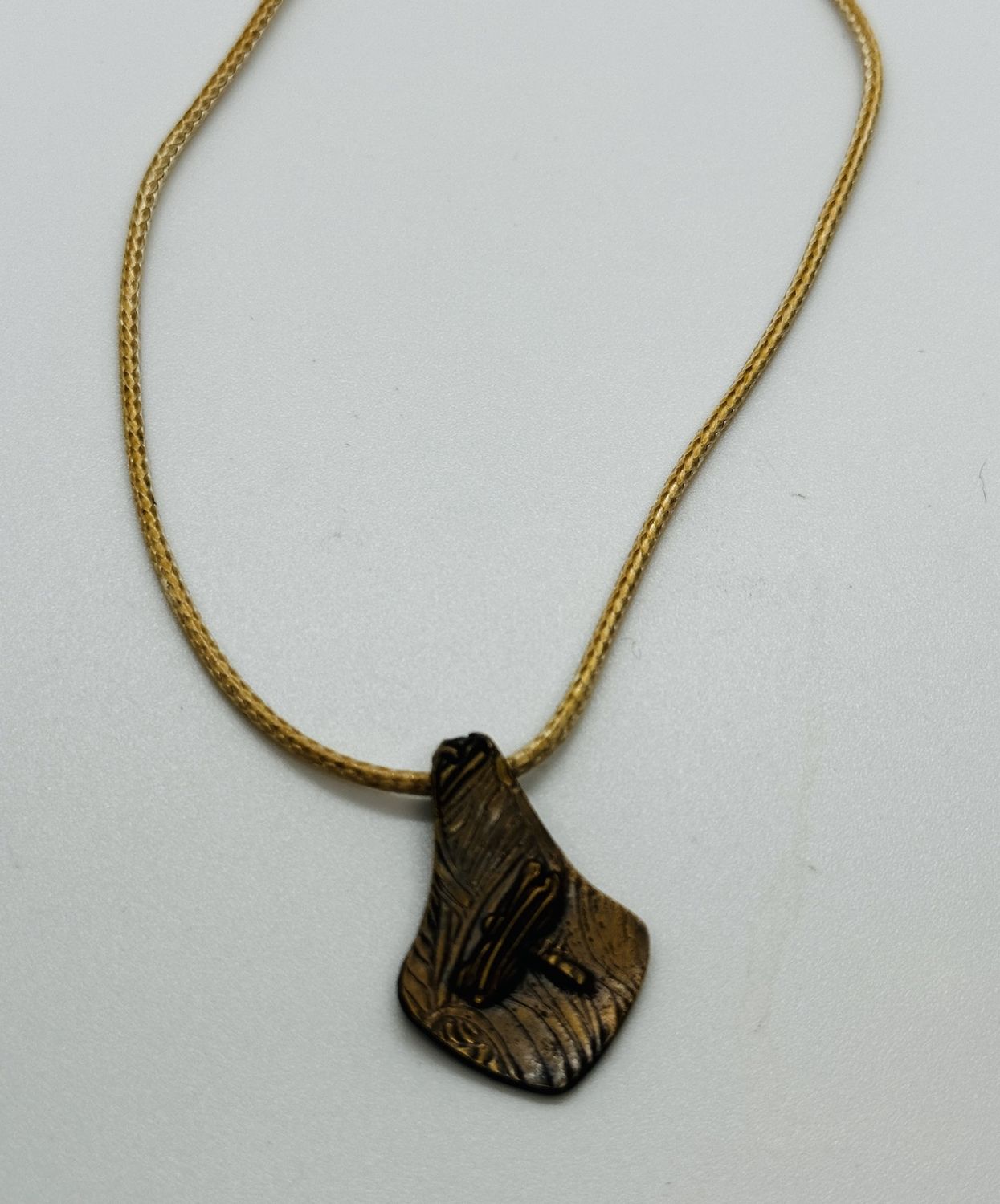 Coller Necklace Dragonfly on Bronze