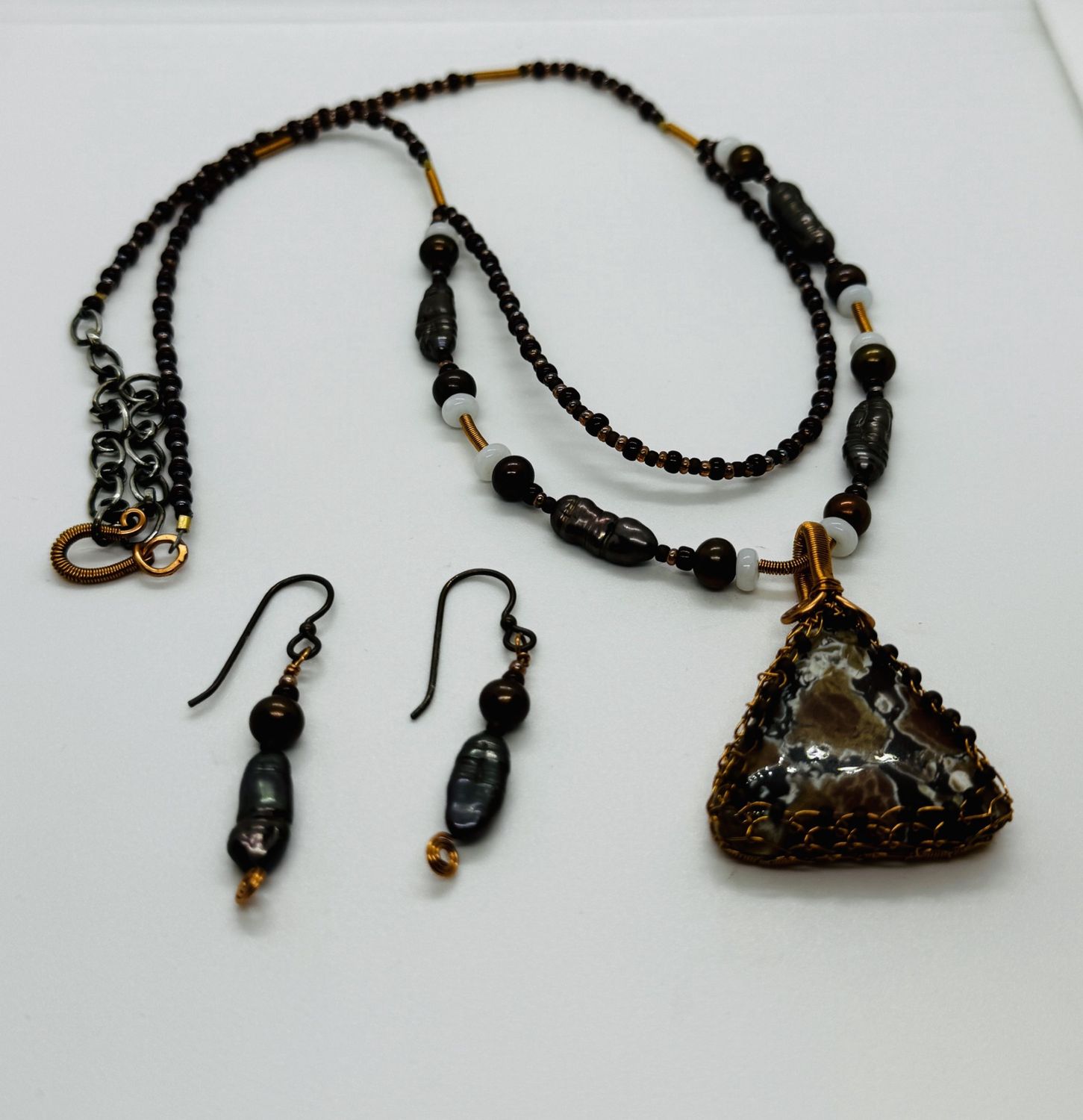 Coller Necklace/Earring Set Viking Knit Triangle