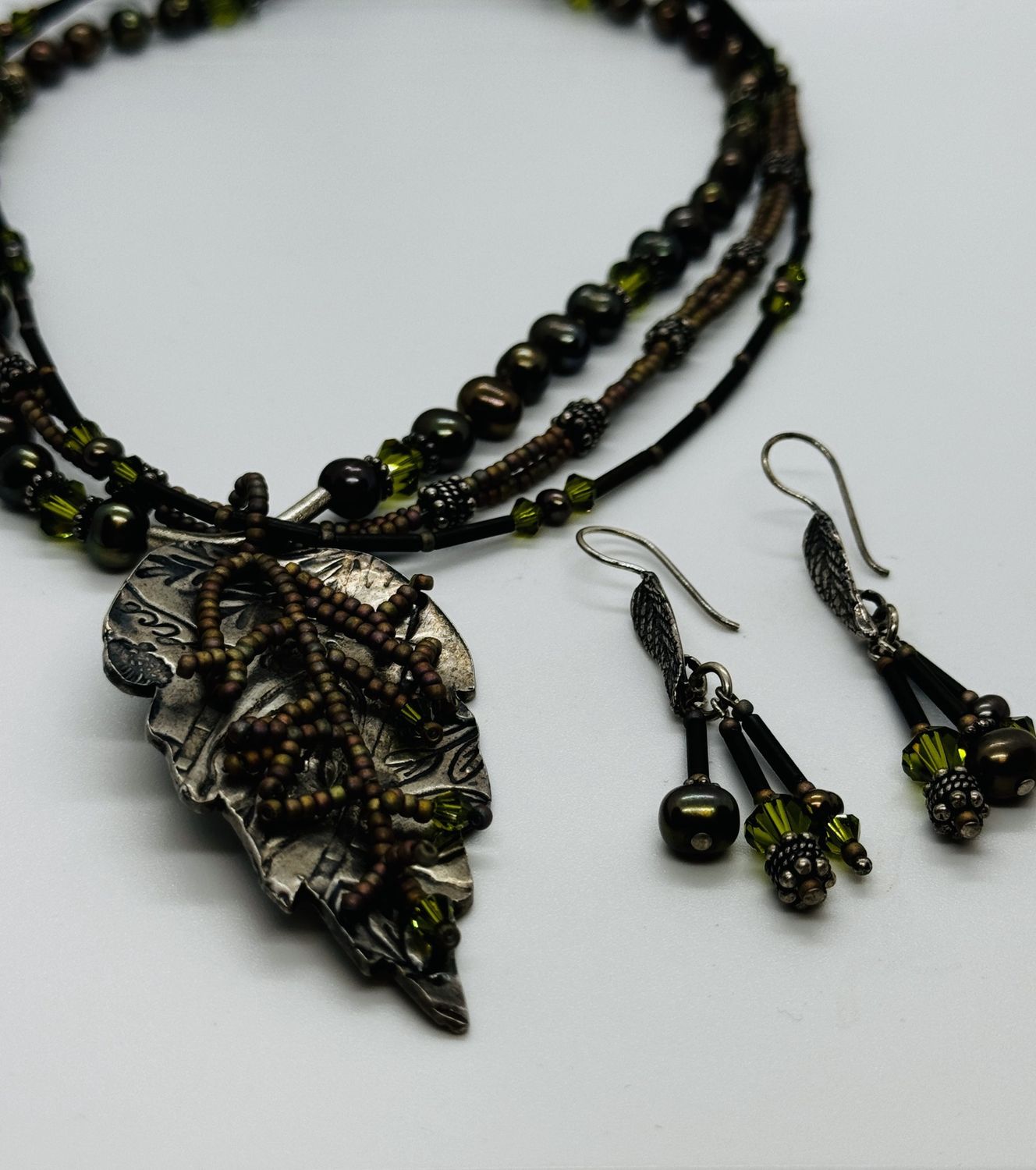 Coller Necklace/Earring Set ACS Large Leaf with Green Beads