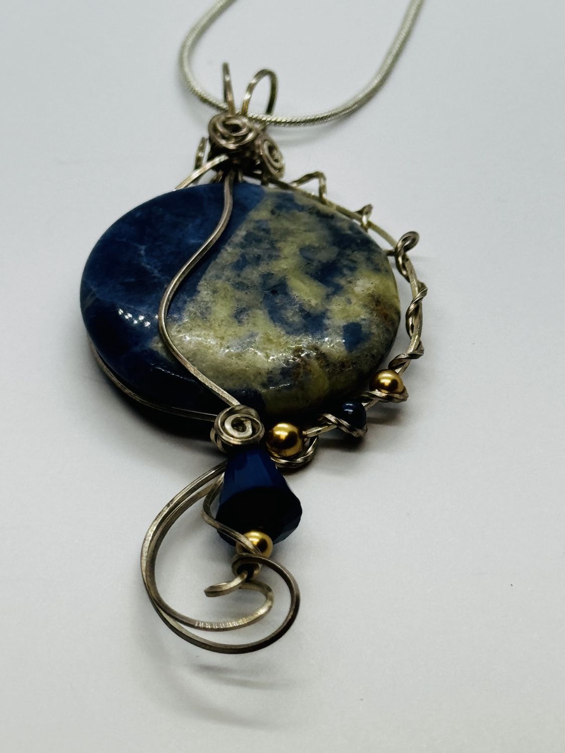 Coller Necklace Sodalite on Sterling Silver Chain