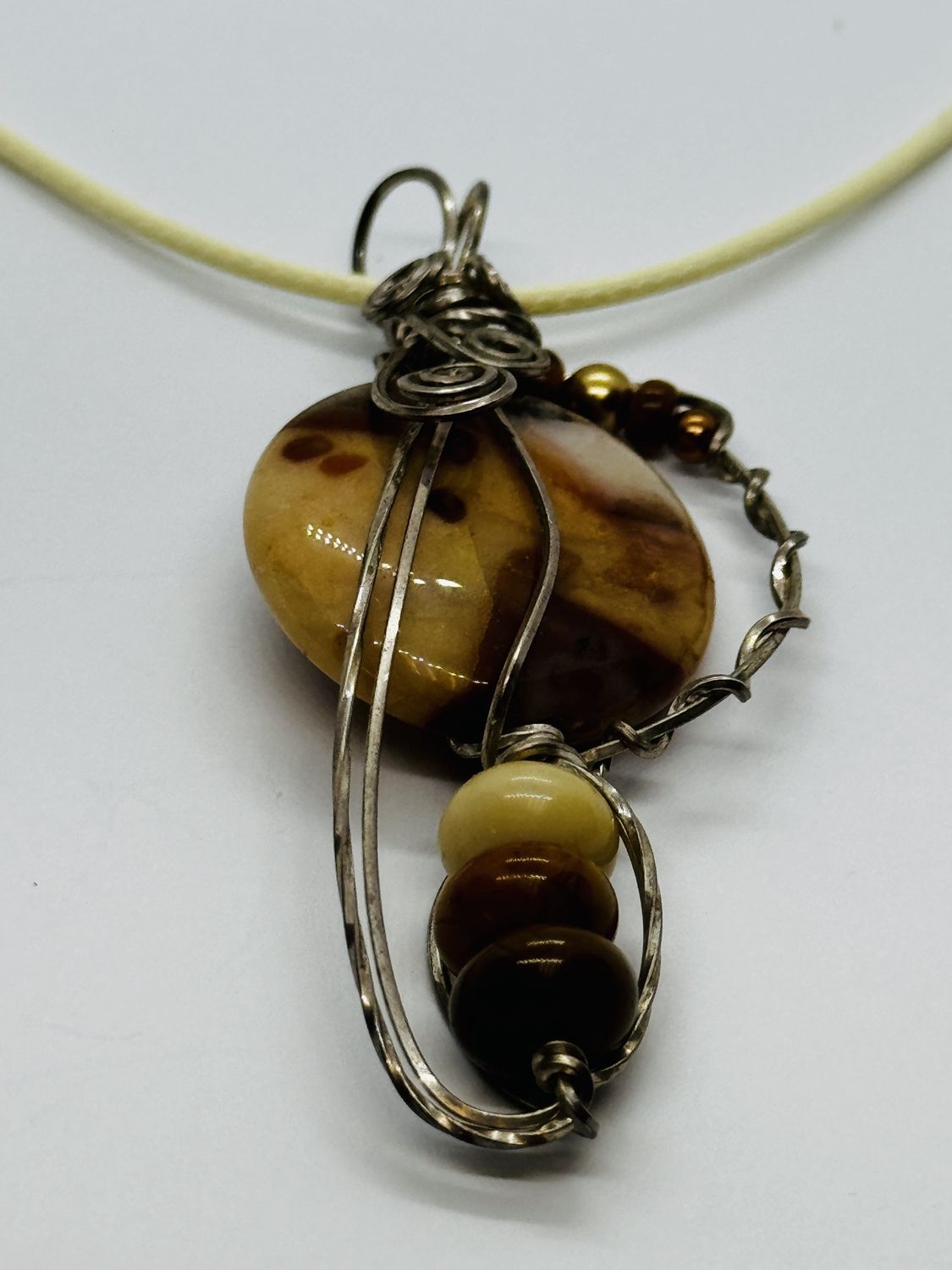 Coller Necklace Round Agate with Agate Beads