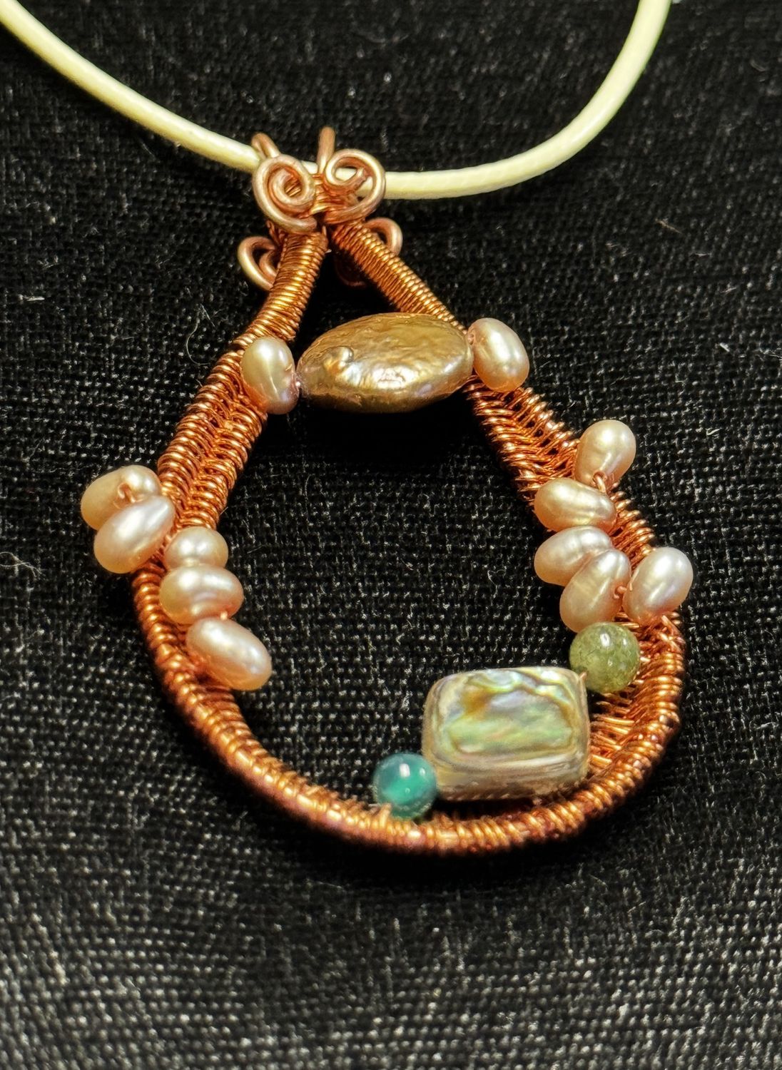 Coller Necklace Copper Abalone w/Freshwater Pearl