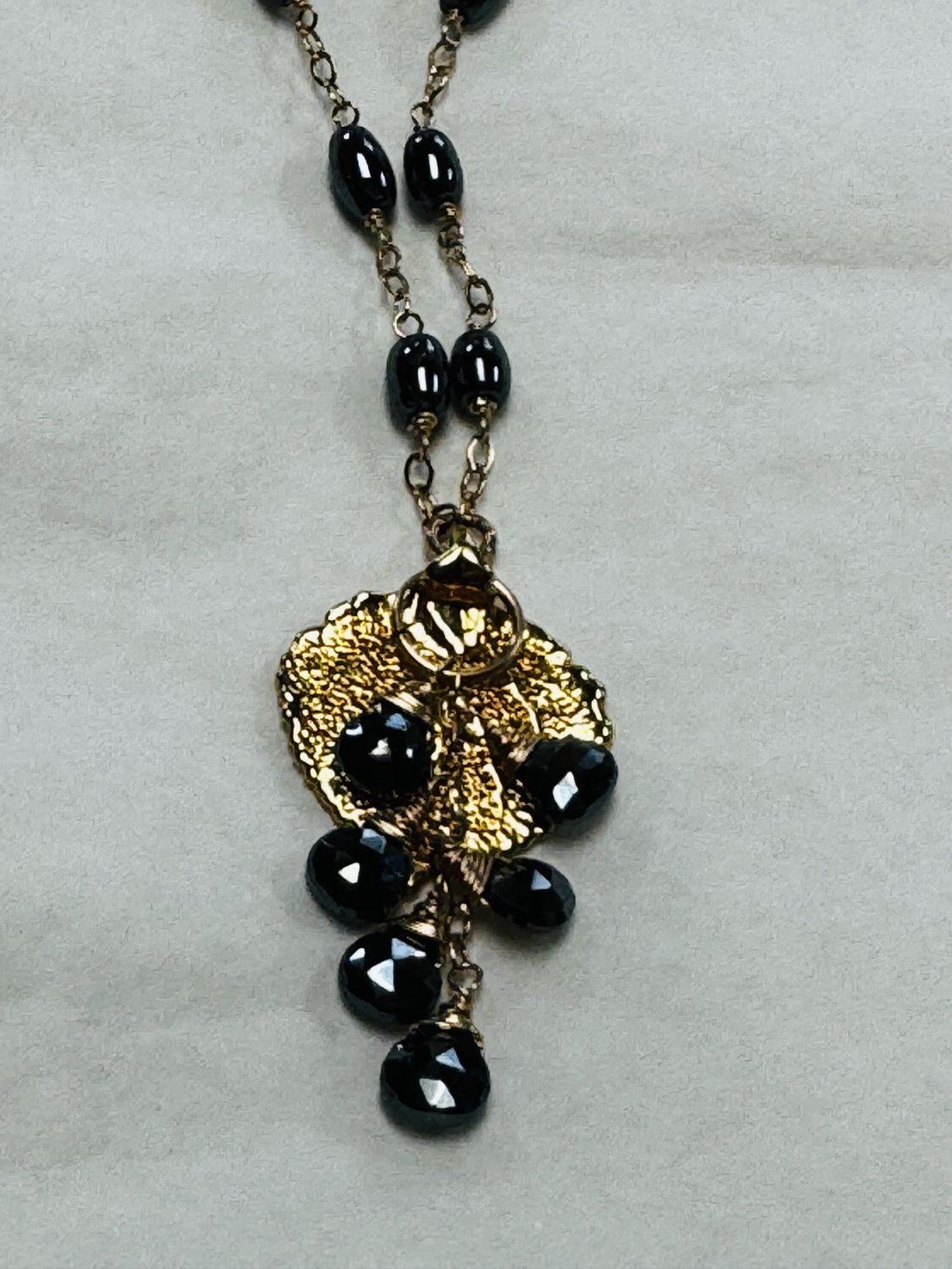 Robb Necklace Almandine Garnet W/Gold Leaf