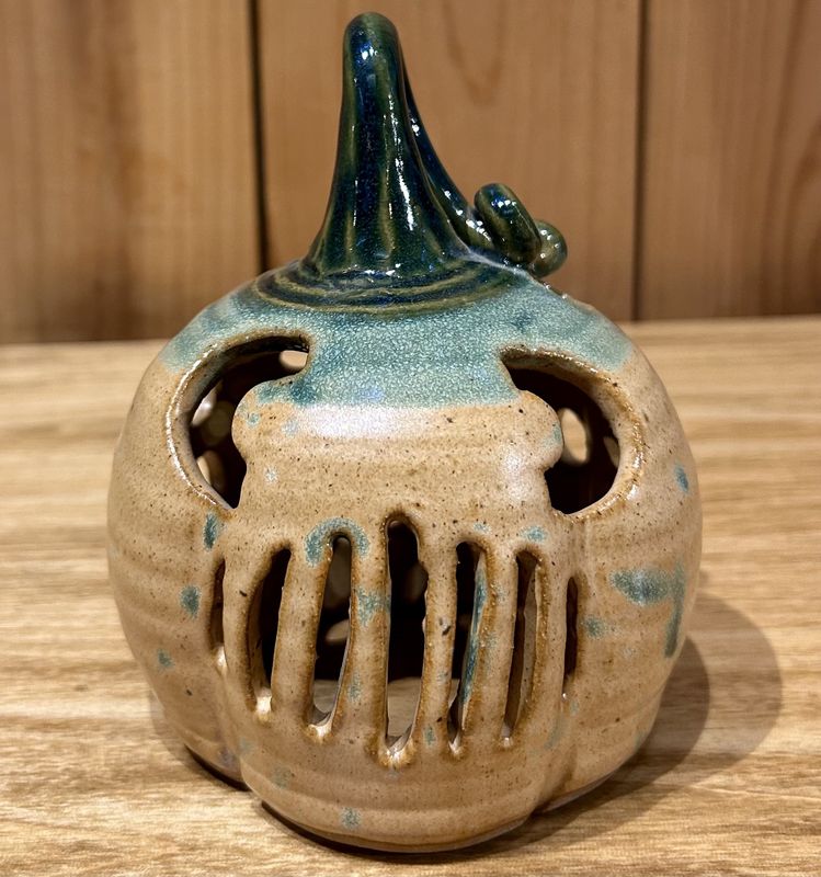 Johnson Carved Pumpkin #541