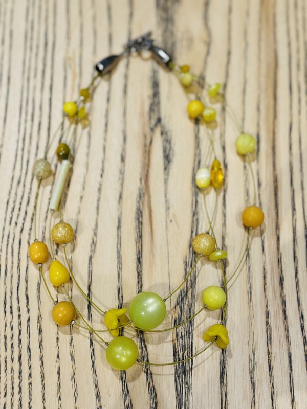 Demitre Necklace 3 Strand Lucite Lime
