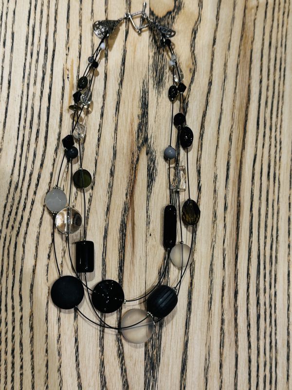 Demitre Necklace 3 Strand Lucite Black/White