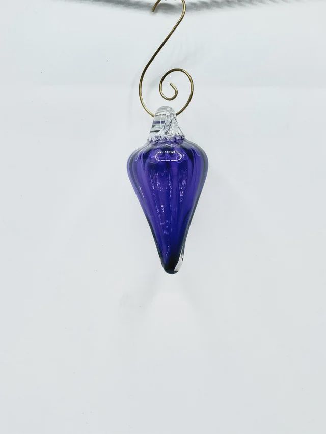 Shir Ornament Purple Shell