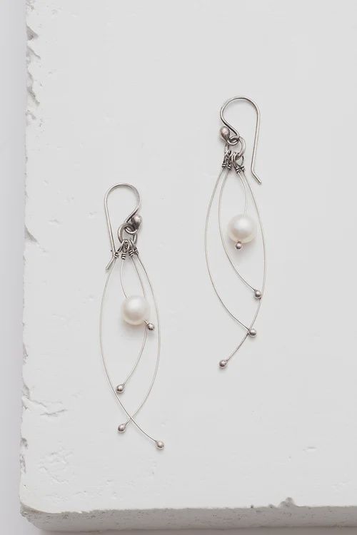 Zuzko Earrings &quot;Tickle&quot; Pearl