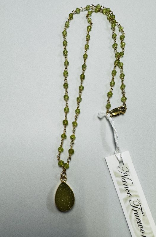 Trueworthy Necklace Peridot Rosary Chain with Teardrop Lemon Druzy