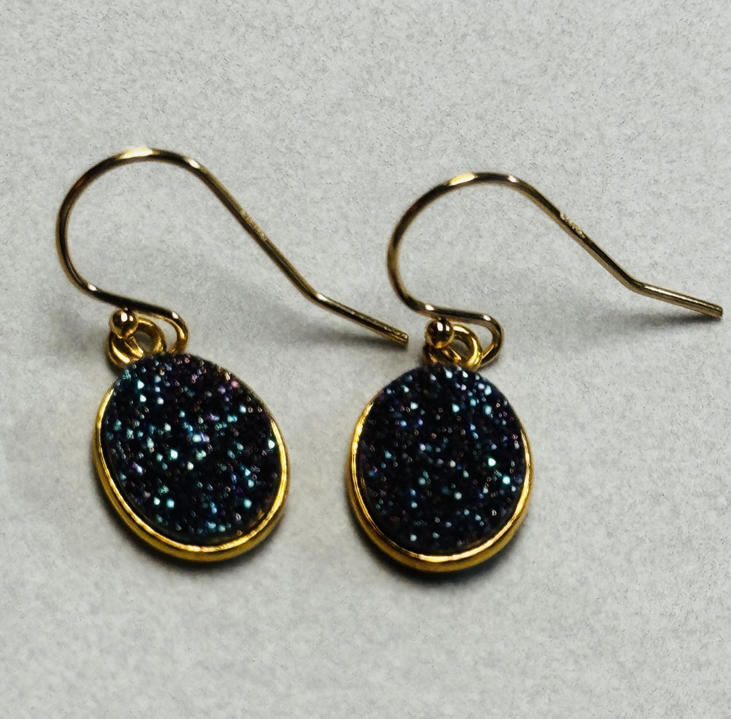 Trueworthy Earrings Purple Oval Druzy