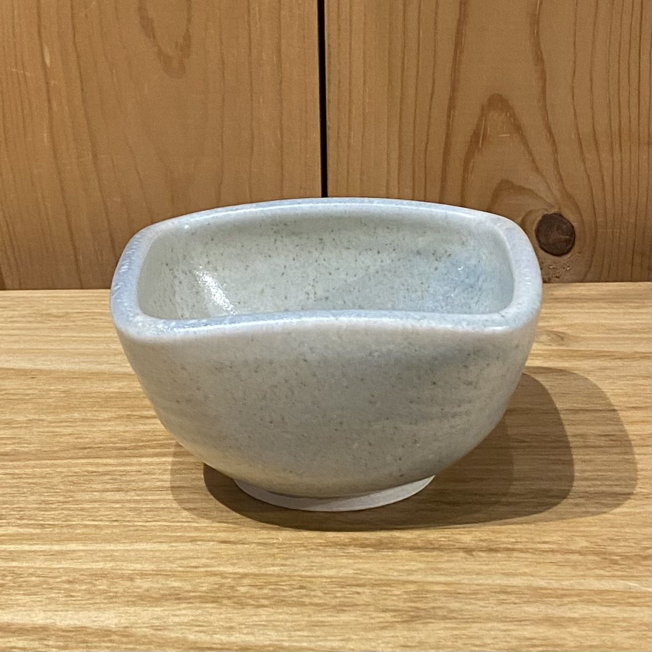 Hartman Small Square Bowl Junco w/Blue