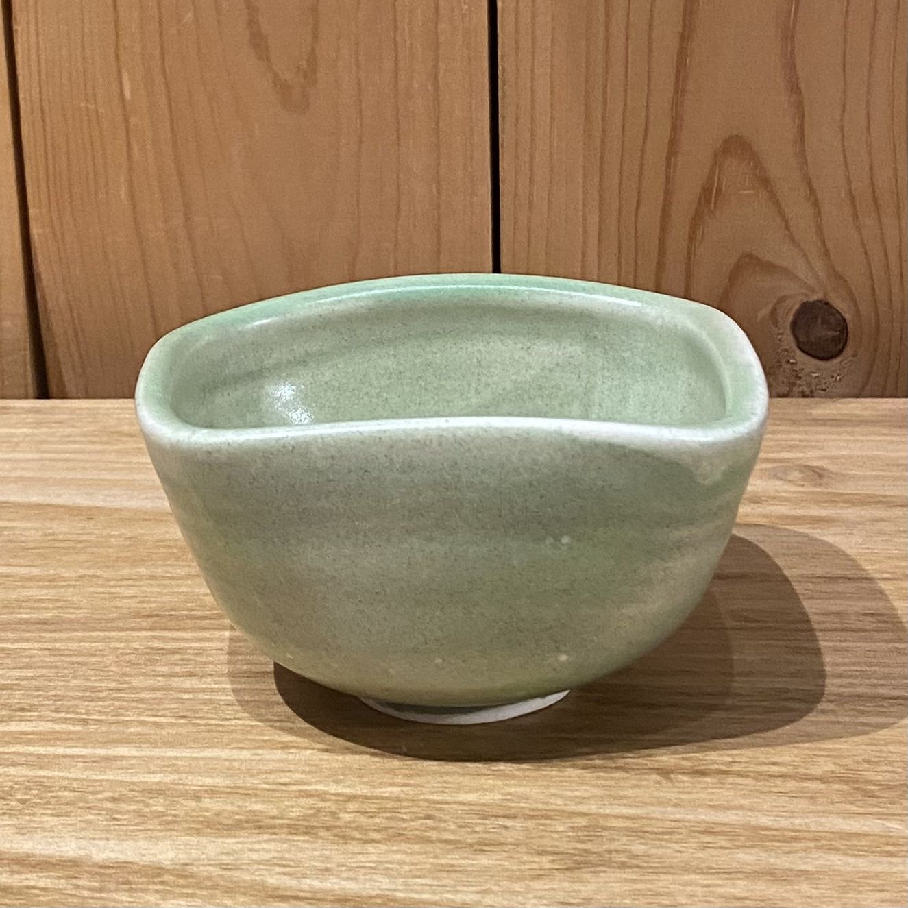 Hartman Small Square Bowl Junco w/Green