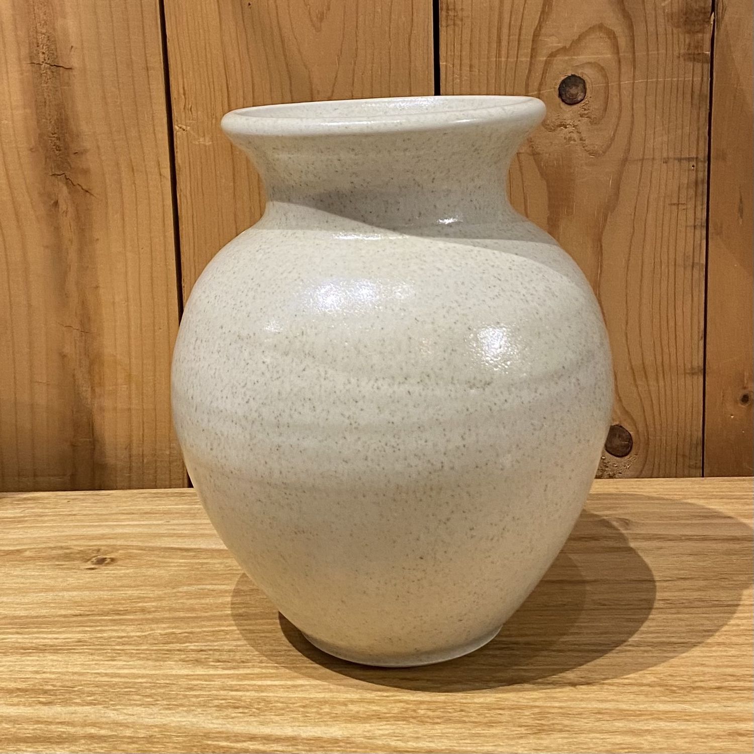 Hartman Vase Medium Junco