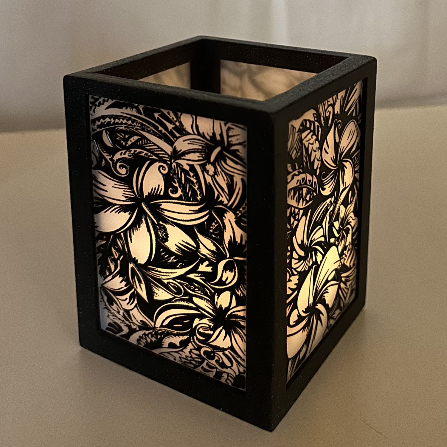 Julius Votive Holder Acrylic Flowers