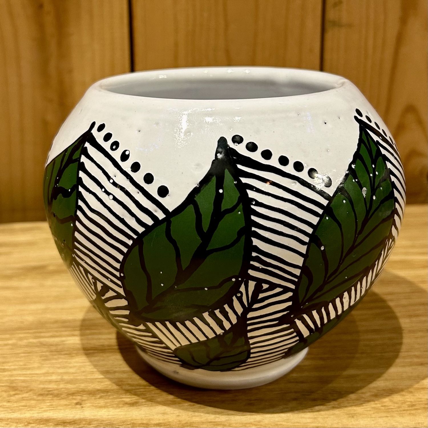 Okechukwu Vase White w/ Green Leaves