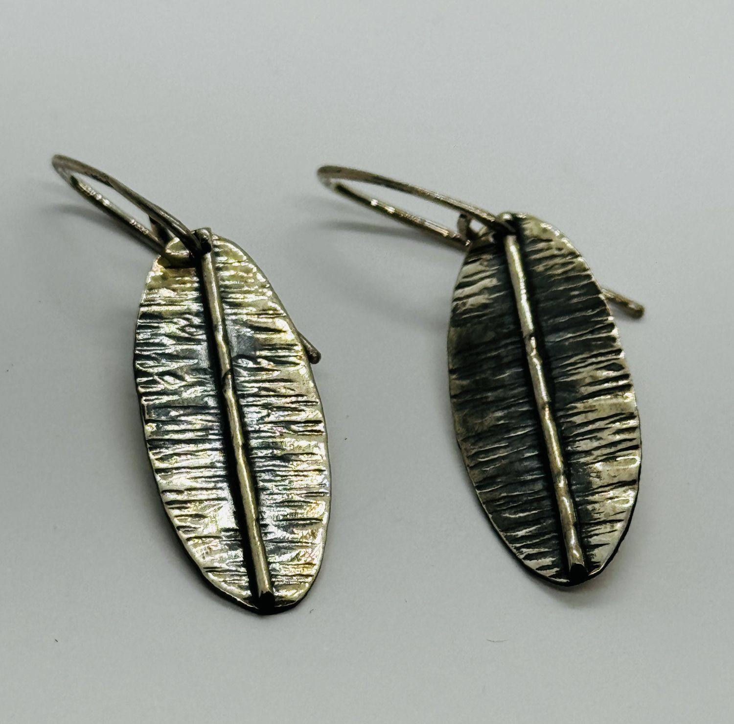 Gonzales Ear rings Oval Leaves