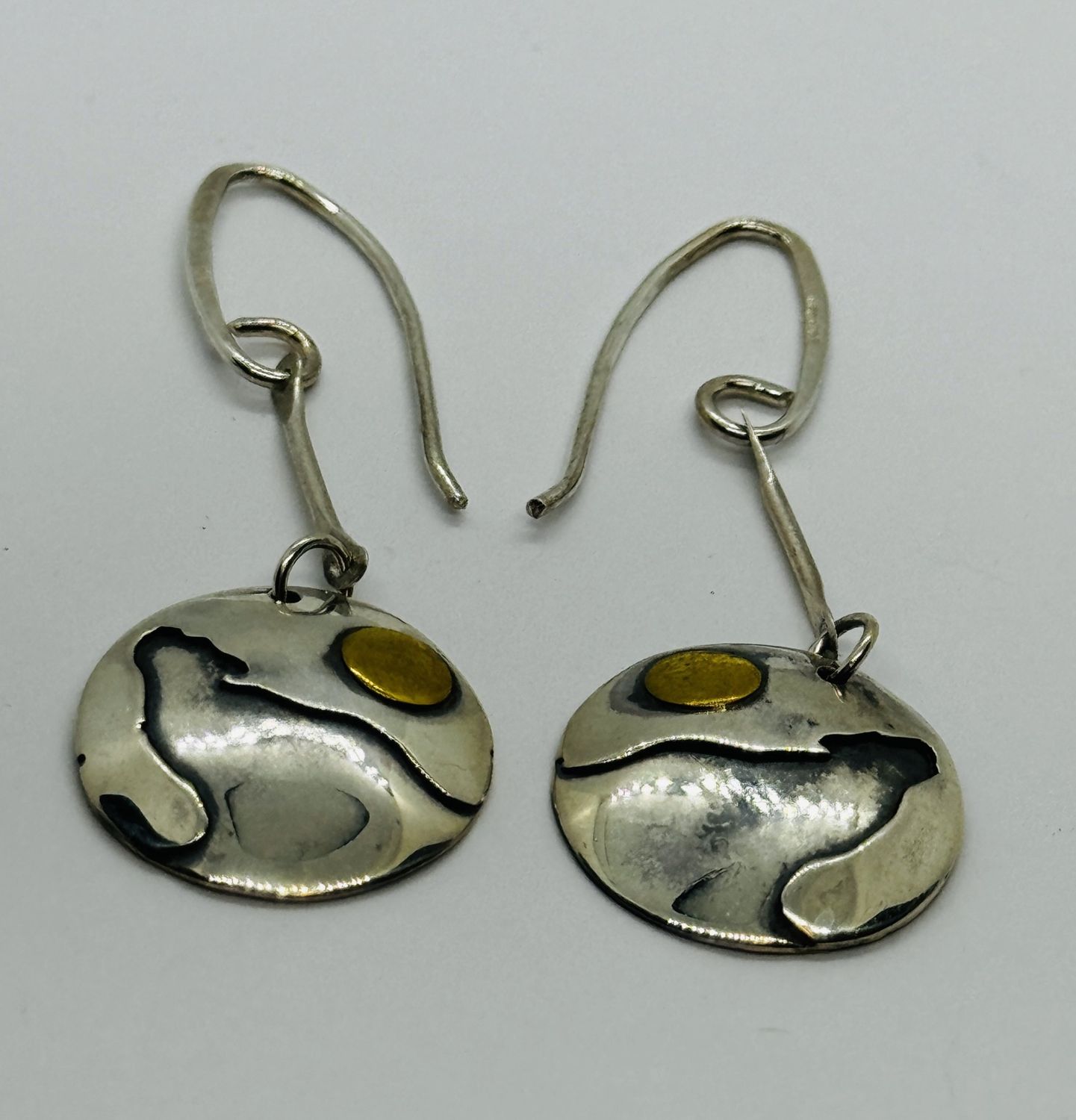 Gonzales Earring Wolf Howling at Brass Moon