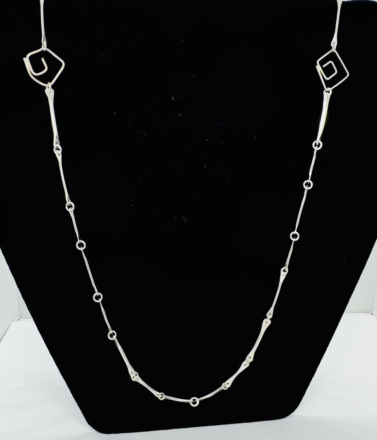 Gonzales Necklace Chain