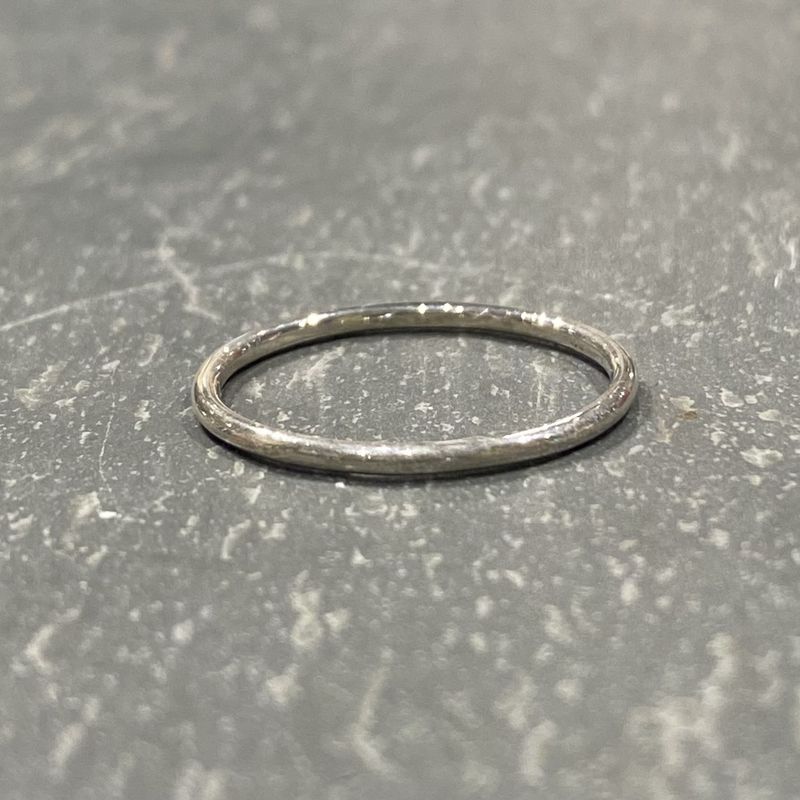 Tessler Ring Thin Smooth Band