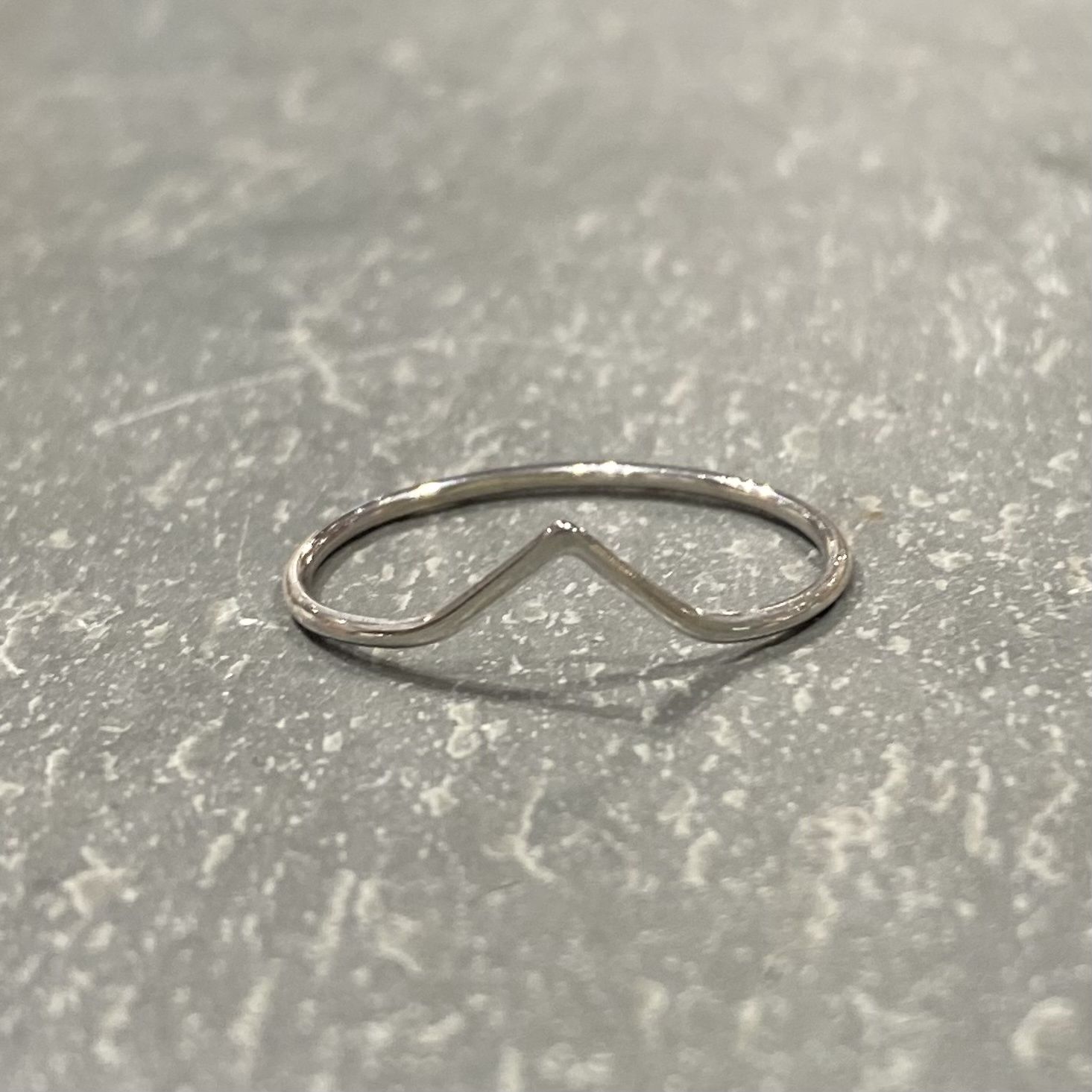 Tessler Ring Slim Band Point, Size: 7