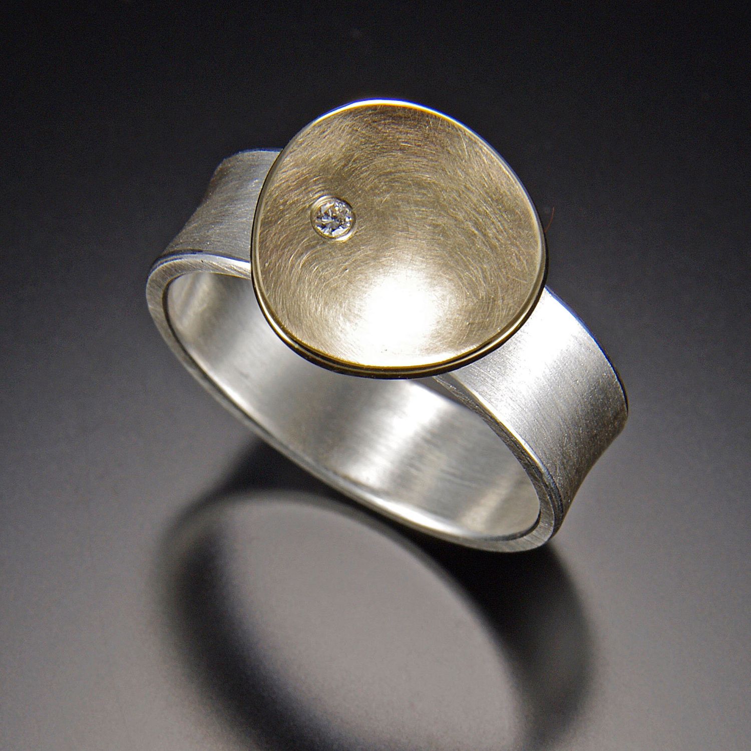 Sznajderman Ring Small NOA Series