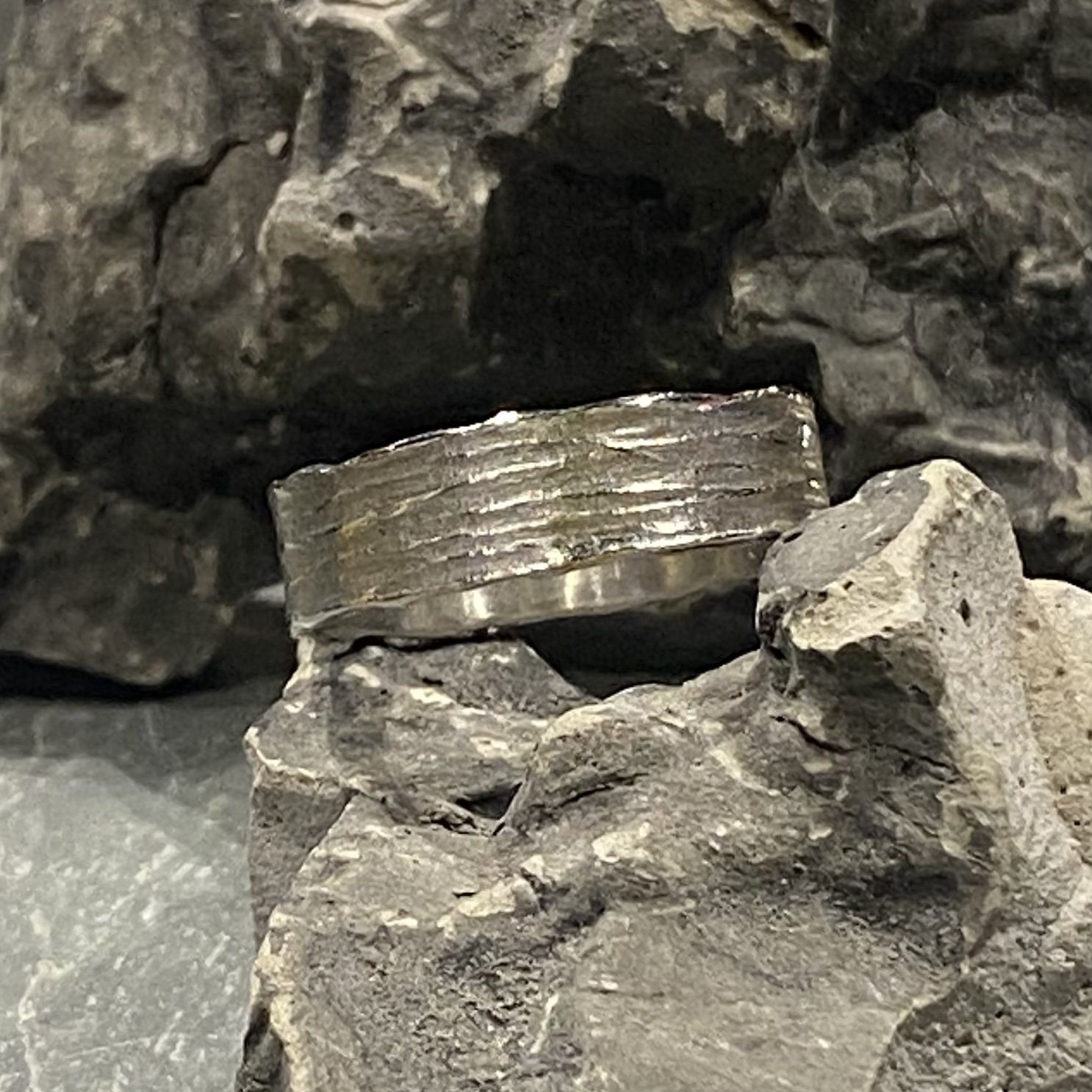 Sznajderman Ring 14k White Gold Thick Textured Wedding Band