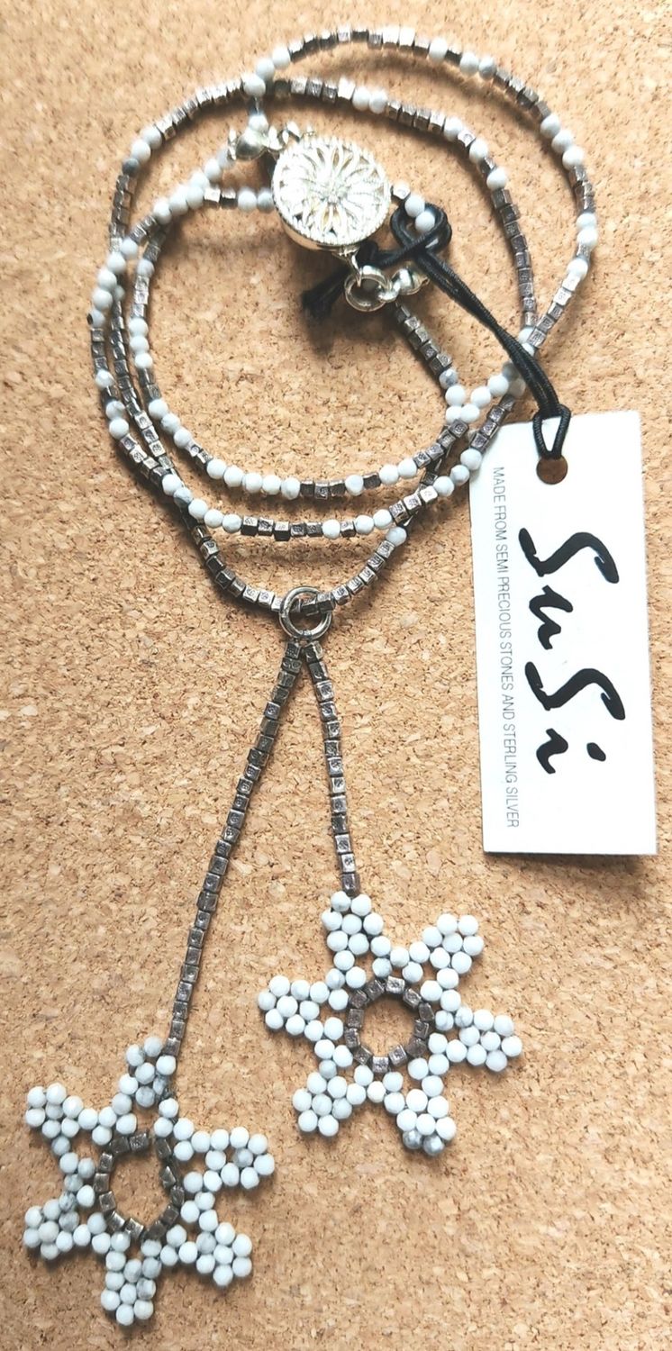 Bourie Necklace Tiny White Buffalo Turquoise Hand-Woven into flower