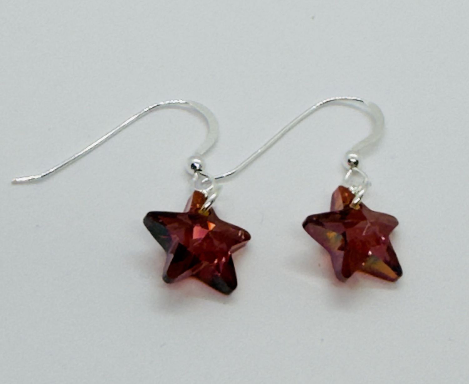 Snooty Earrings Star Crystal Red Magma