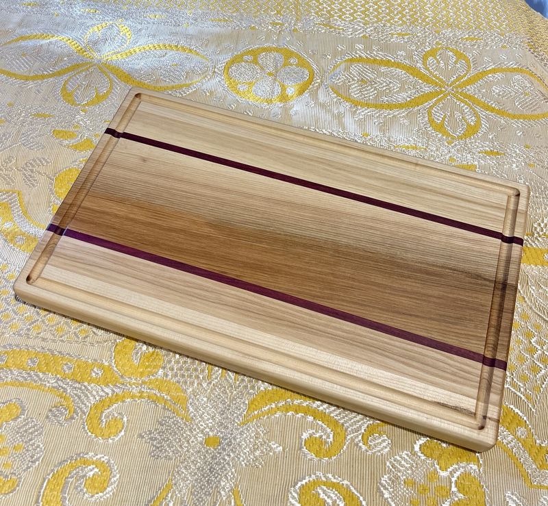 Straight Grain Cutting Board Hickory and Purple Heartwood