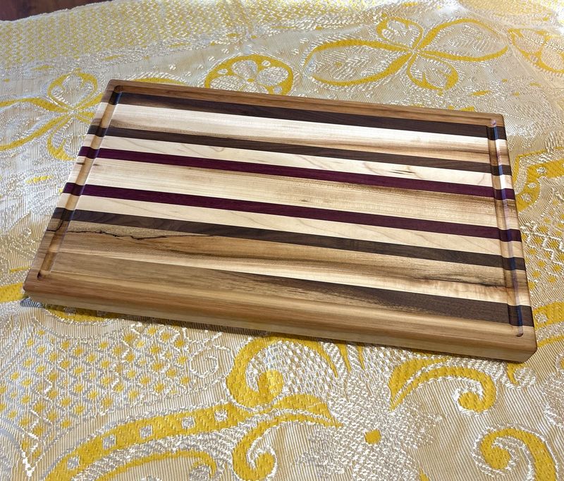 Straight Grain Cutting Board Walnut, Purple Heart and Maple