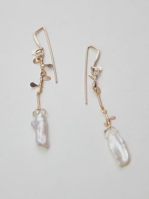Zuzko Earrings Sweet Pea Gold Pearl