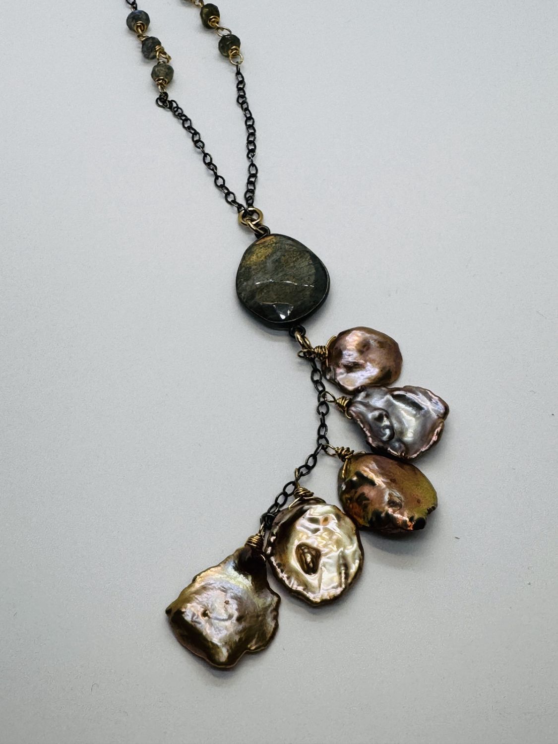 Robb Necklace Labradorite and Copper Keshi Pearls