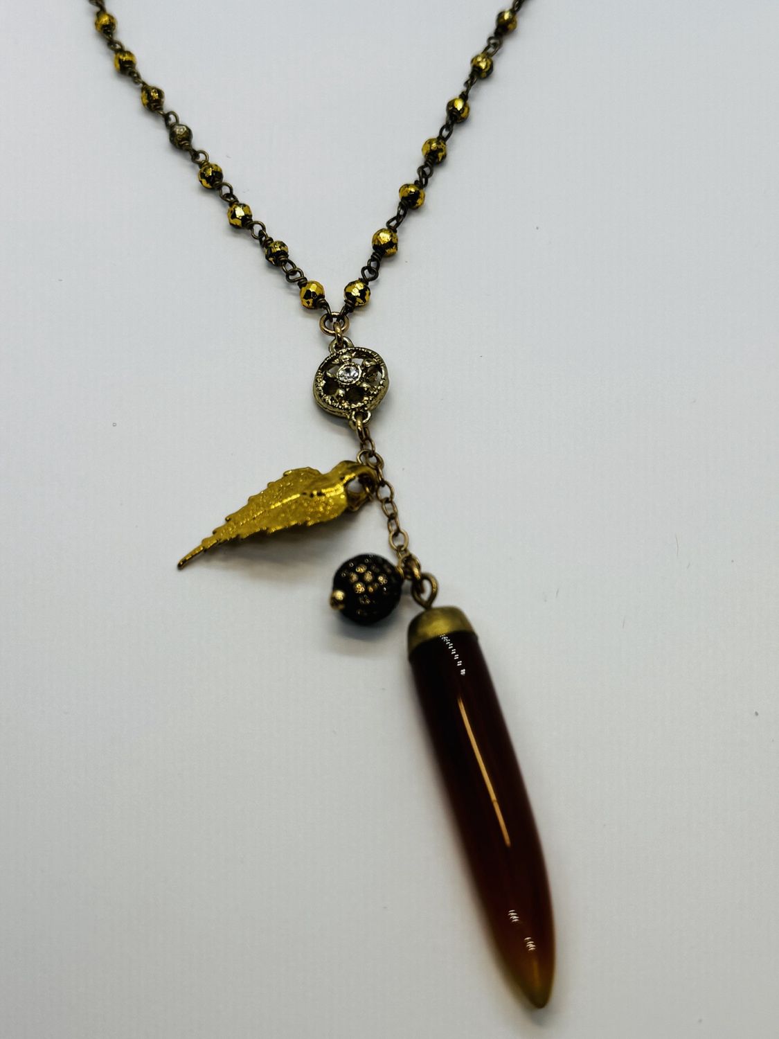 Robb Necklace Carnelian Spear W/Gold Beads